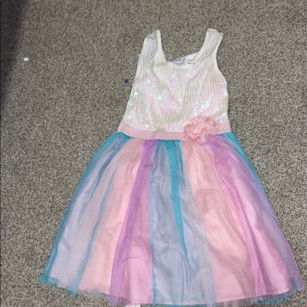girls dress